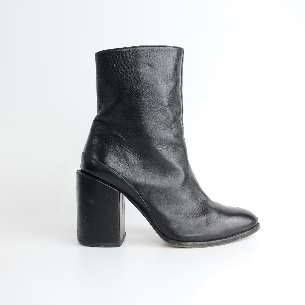 Dear Frances 'The Spirit Boot' leather block heel ankle chelsea boots shoes 6